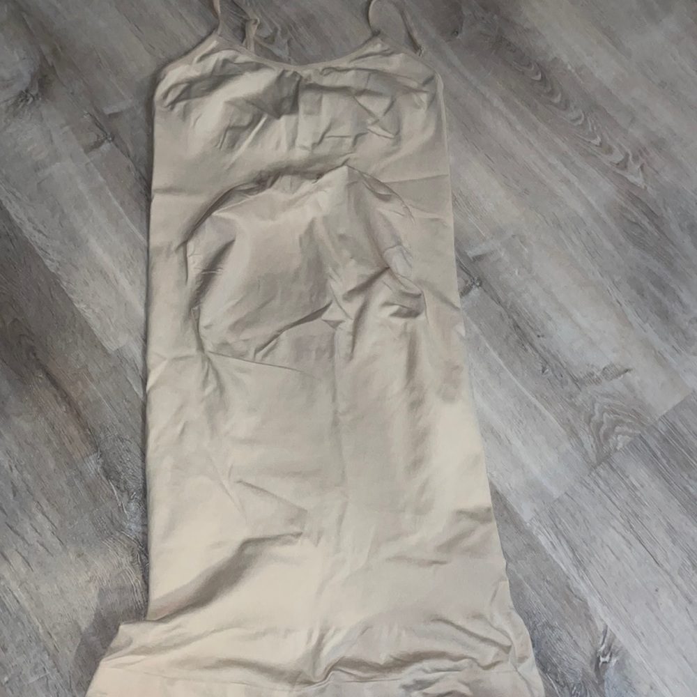 Pea in the Pod maternity dress tan shaper undergarment Size Large only worn once